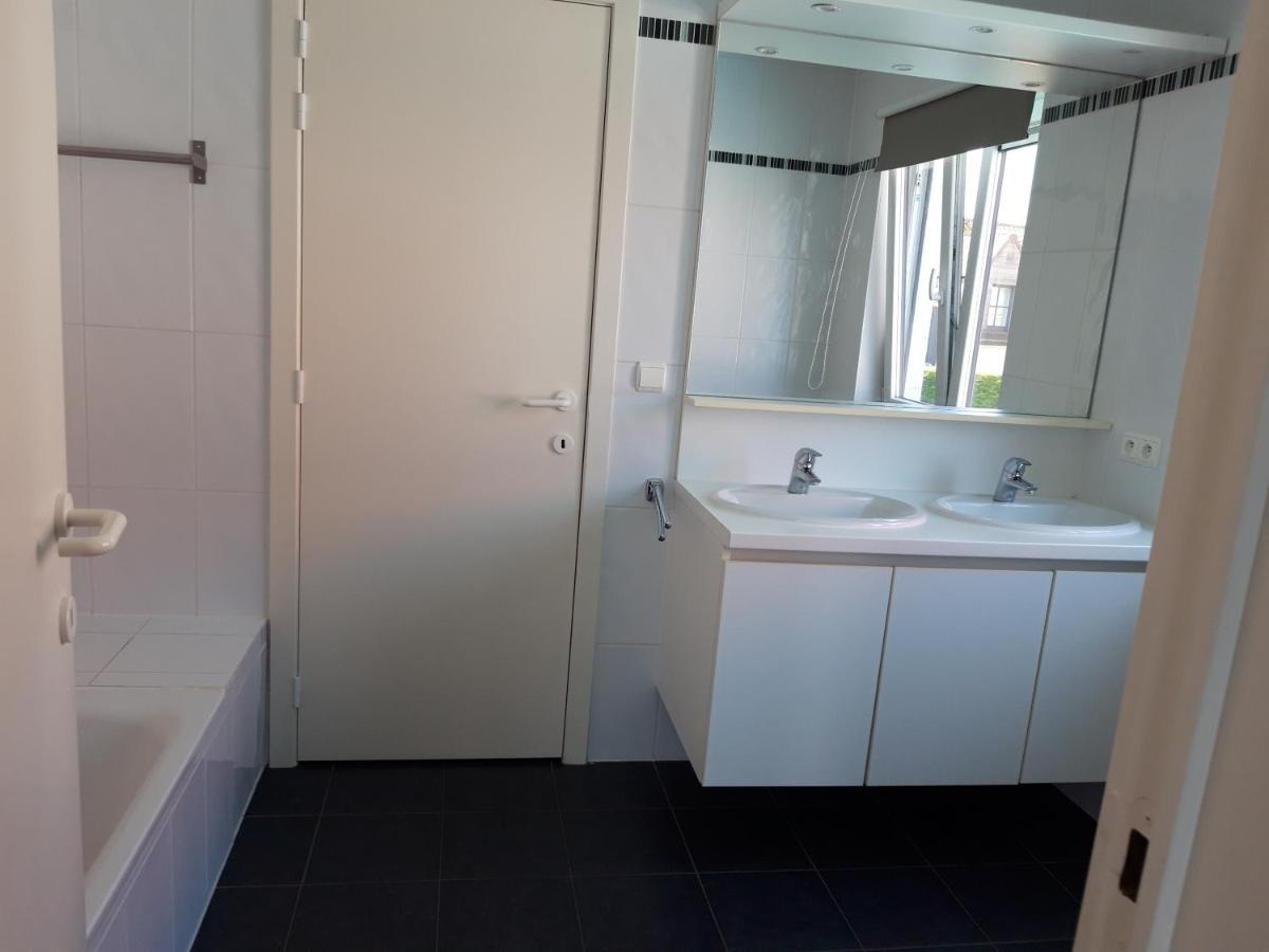 Duplex Met Zwembad Neoportus Leilighet Nieuwpoort Eksteriør bilde